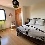 D'exception Avec Piscine Et Jardin