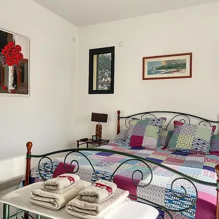 Villa D'exception Avec Piscine Et Jardin