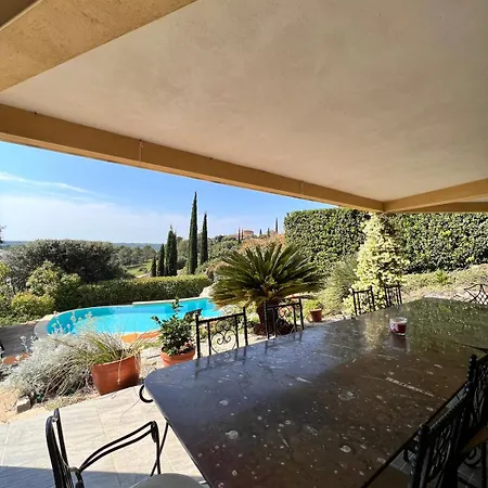 D'exception Avec Piscine Et Jardin Villa