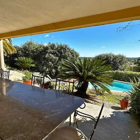 D'exception Avec Piscine Et Jardin *