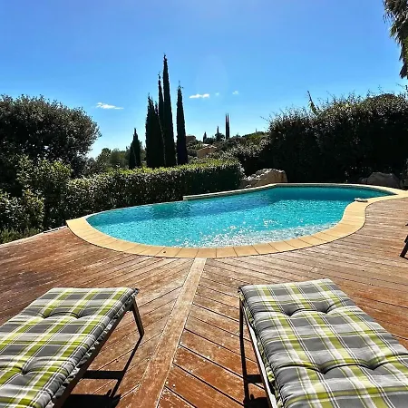 Villa D'exception Avec Piscine Et Jardin *