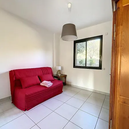 D'exception Avec Piscine Et Jardin Villa